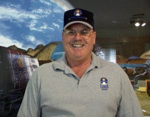 デニス・ホープ