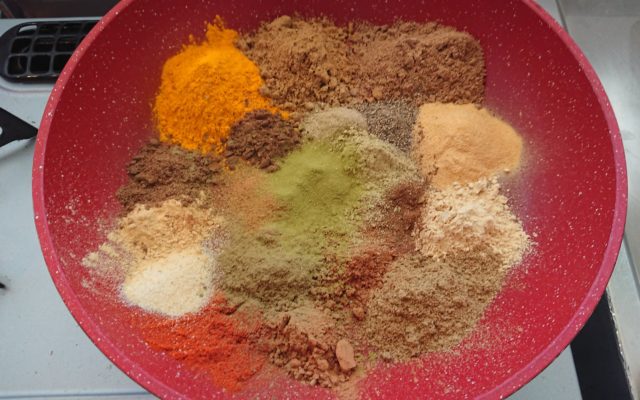 GABANのカレー粉セットでカレーをスパイスから作ってみる