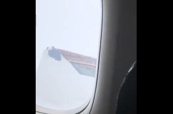 【衝撃映像】エンジン故障の飛行機から撮影した動画が怖すぎると話題に